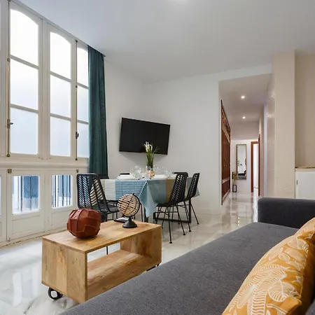 Serenissima By Cadiz4rentals *